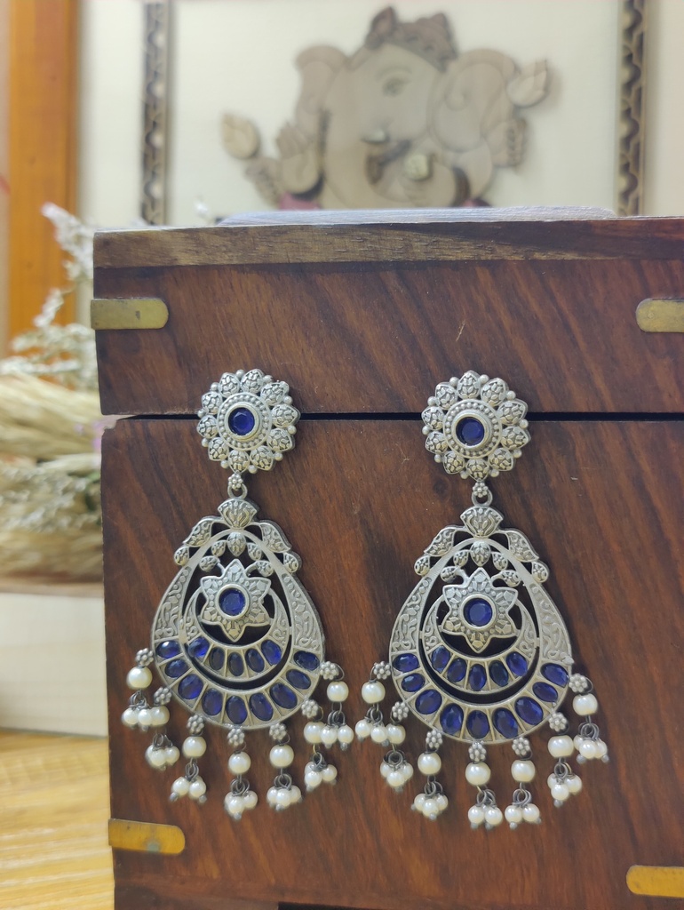 || AADYA || Silver Look Alike Earring