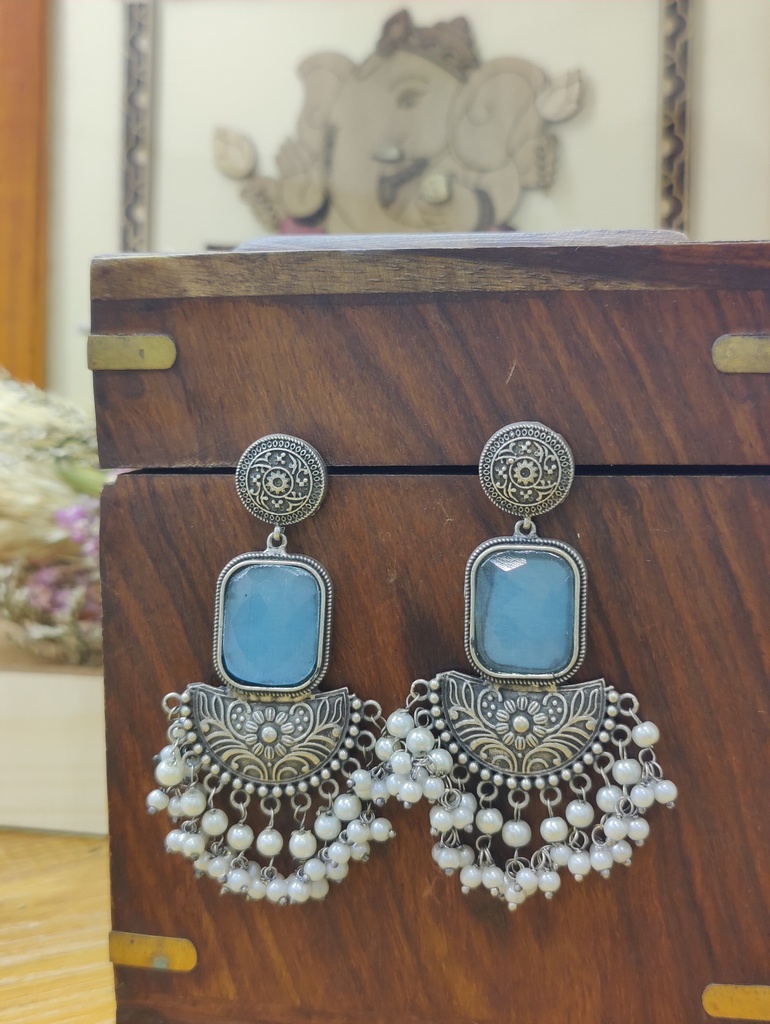|| AJARA || Silver Look Alike Earring