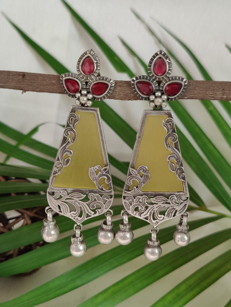 || ANANTA || Silver Look Alike Earring