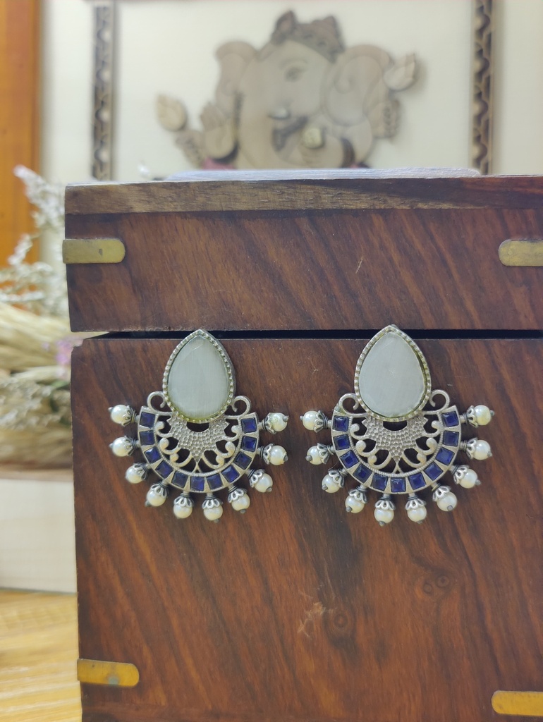 || ARKA || Silver Look Alike Earring