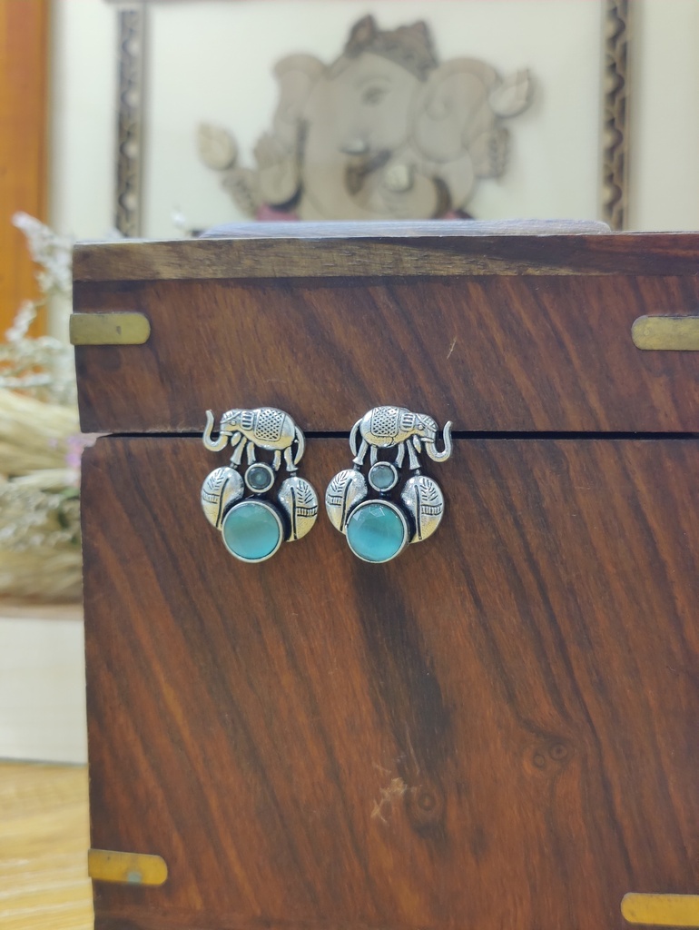 || GAJA || Silver Look Alike Earring