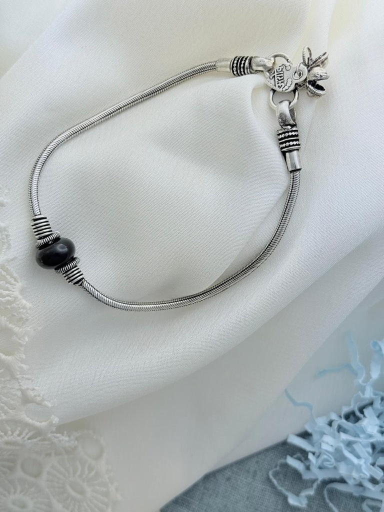|| IDA || Silver Look Alike Anklet
