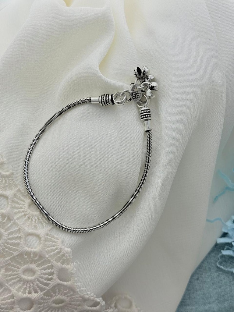 || INA || Silver Look Alike Anklet