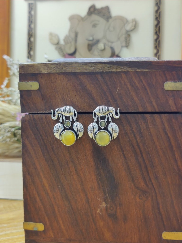 || GAJA || Silver Look Alike Earring