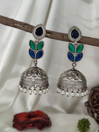 [ESLA-BG-0044] || UNKARA || Silver Look Alike Earring
