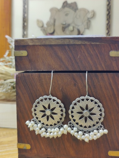 [ESLA-PLN-0011] || ASHOKA || Silver Look Alike Earring