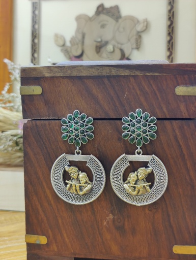 [ESLA-G-0015] || ATAPA || Silver Look ALike Earring