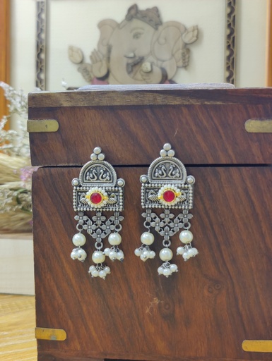 || AADIMA || Silver Look Alike Earring
