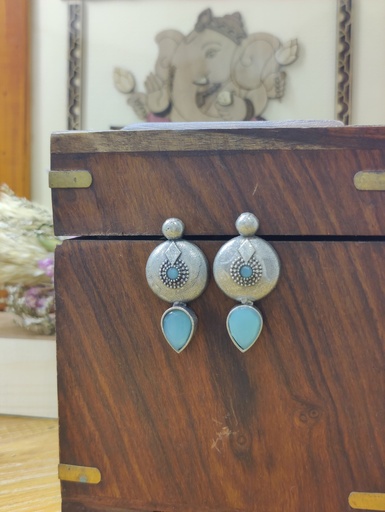 || ANALA || Silver Look Alike Earring