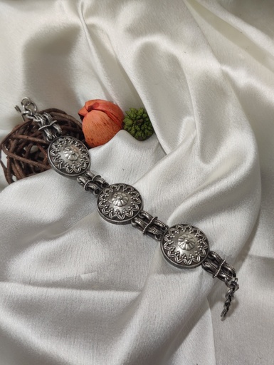 [ANSLA-P-0001] || IJYA || Silver Look Alike Anklet