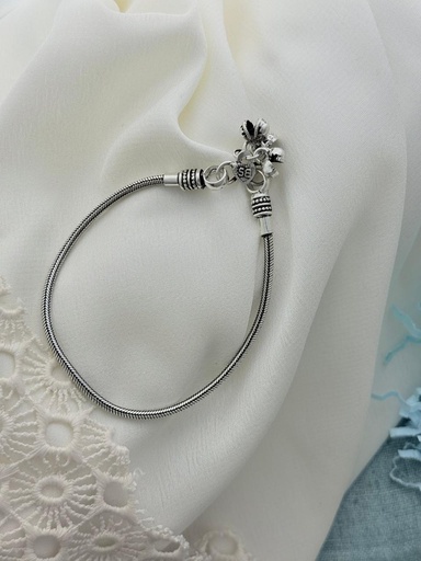 [ANSLA-PLN-0004] || INA || Silver Look Alike Anklet